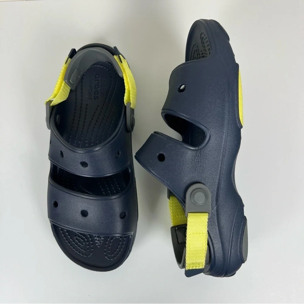 Crocs | Unisex All Terrain Sandal Navy Yellow | 6